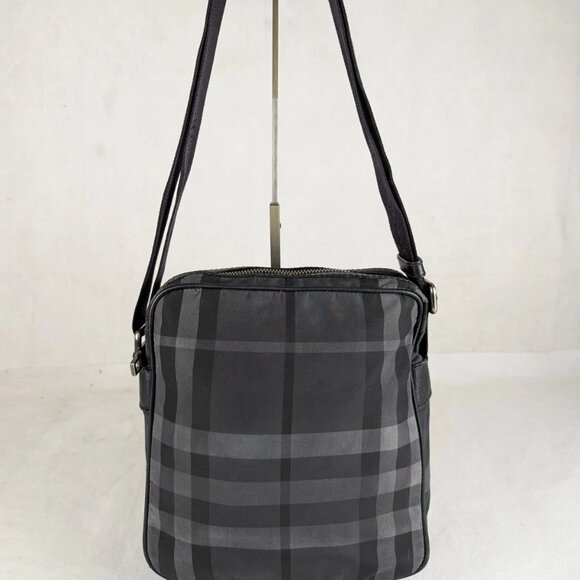 Authentic Burberry Nova Check Black/Gray Manor Crossbody Bag Made in Romania - Picture 1 of 11